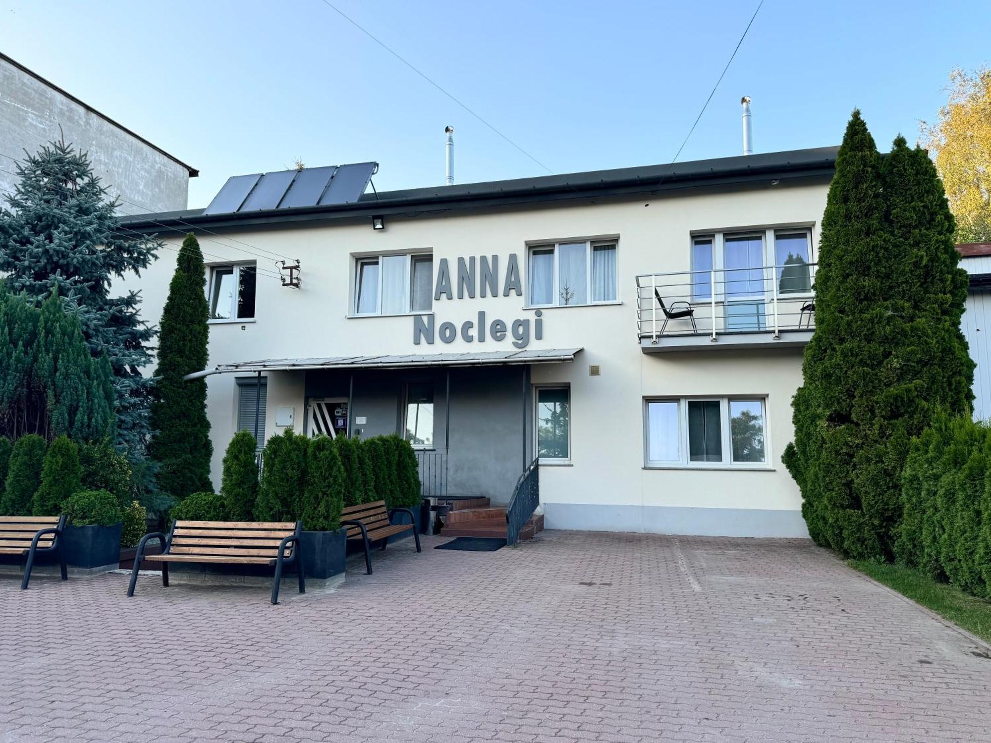 Anna Noclegi 라신 외부 사진